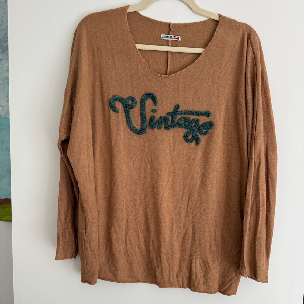 Made In Italy "Vintage" Script Long Sleeve Sweater - Tan & Teal - Size L